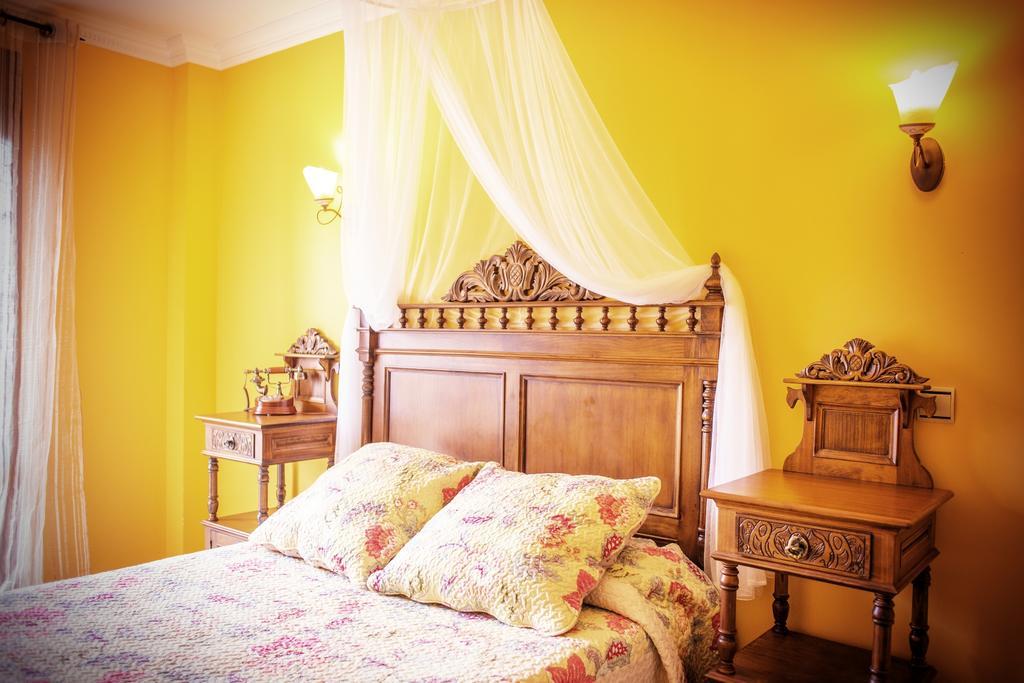 Hosteria Los Laureles Noja Room photo