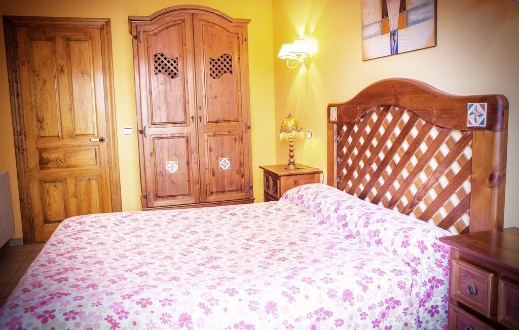 Hosteria Los Laureles Noja Exterior photo